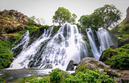 [:en]Shaki Waterfall[:ru]Водопад Шаки[:hy]Շաքիի ջրվեժ[:]